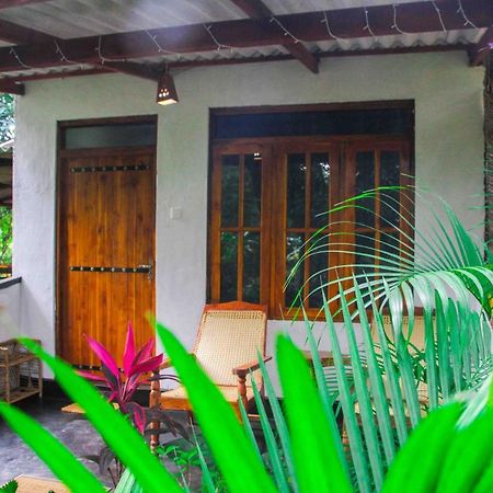 Manju Homestay Sigiriya Buitenkant foto