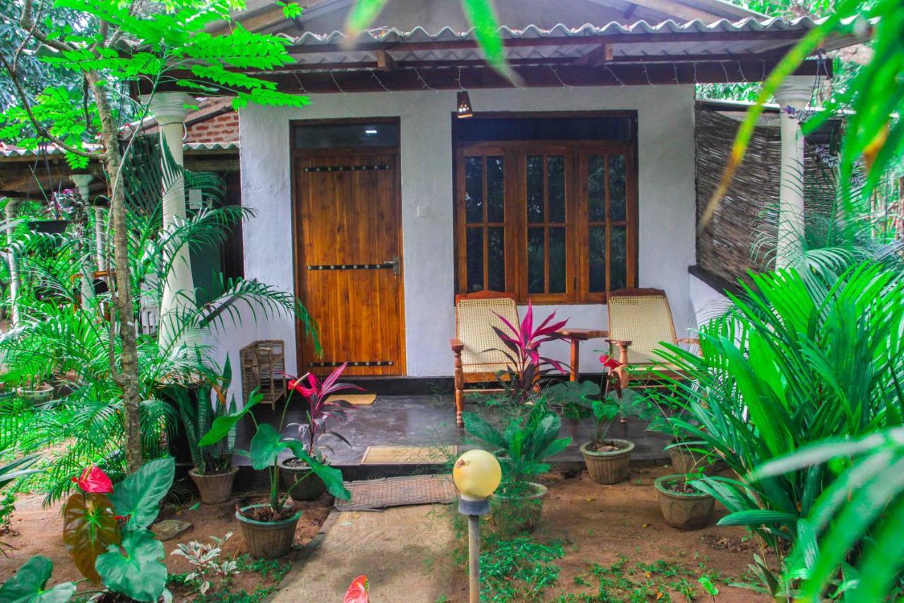 Manju Homestay Sigiriya Buitenkant foto