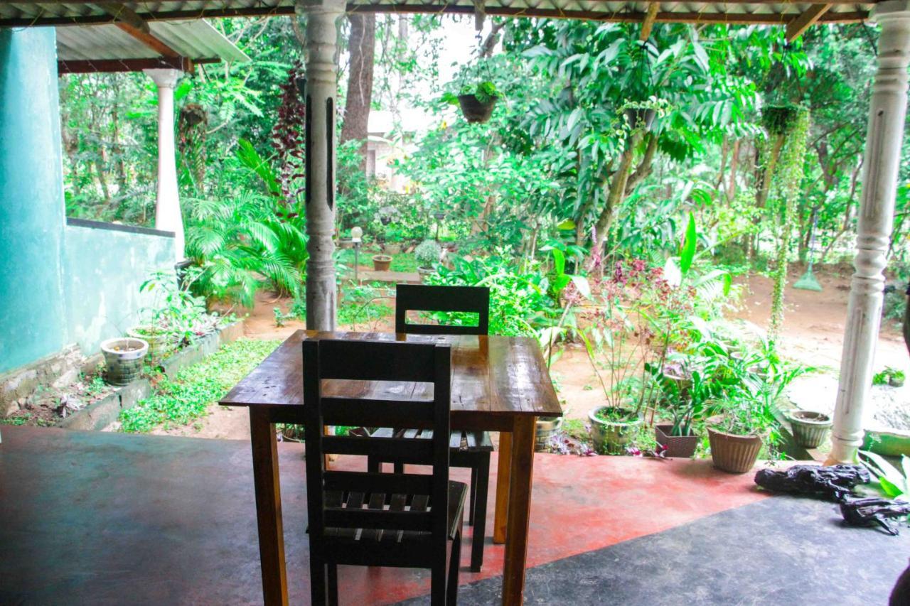 Manju Homestay Sigiriya Buitenkant foto