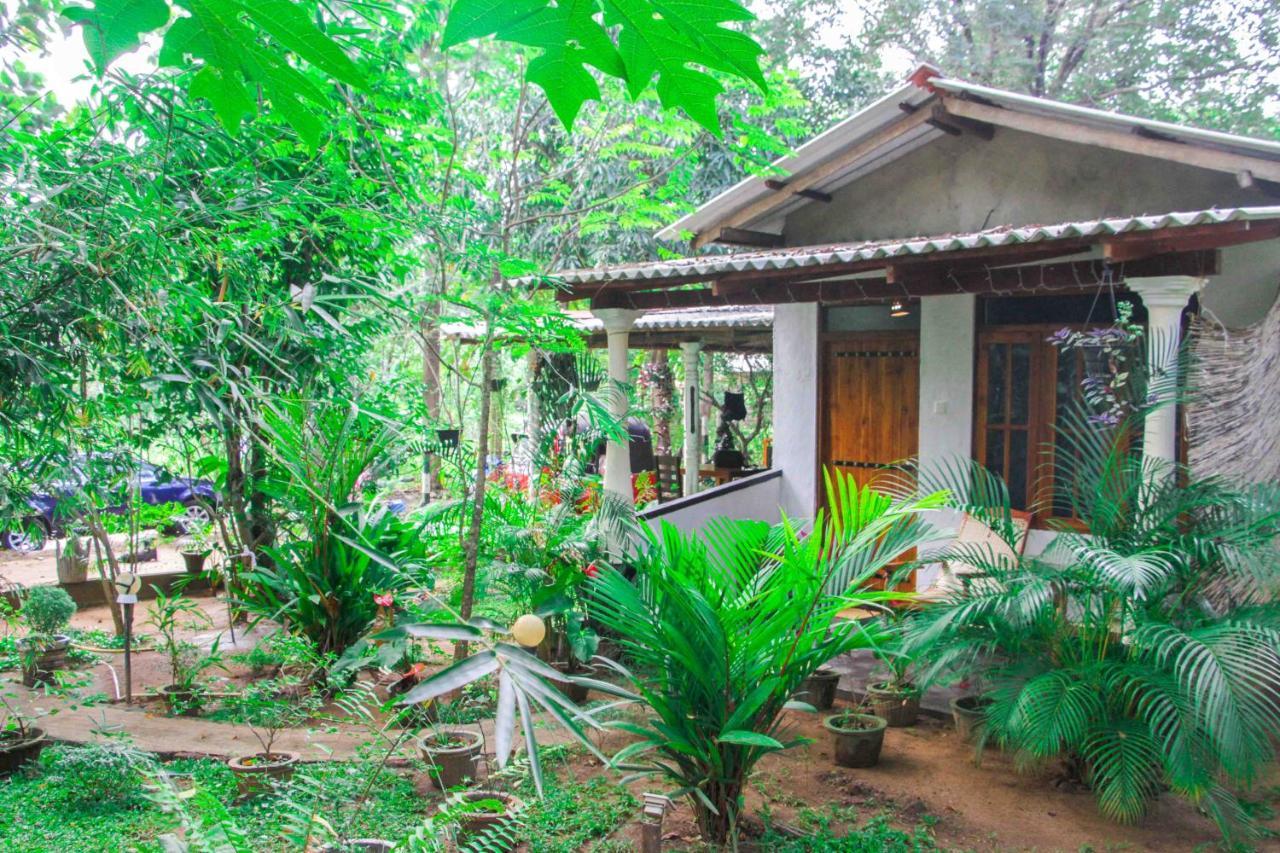 Manju Homestay Sigiriya Buitenkant foto